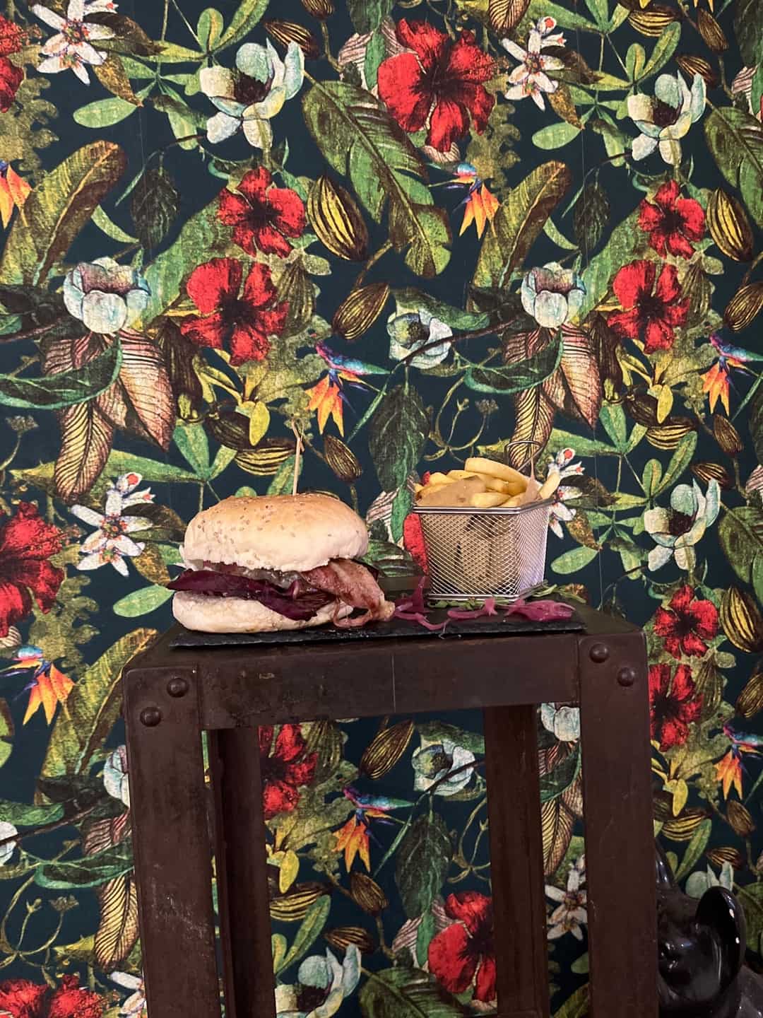 U ZIU BURGER ( Contorno di patatine fritte)